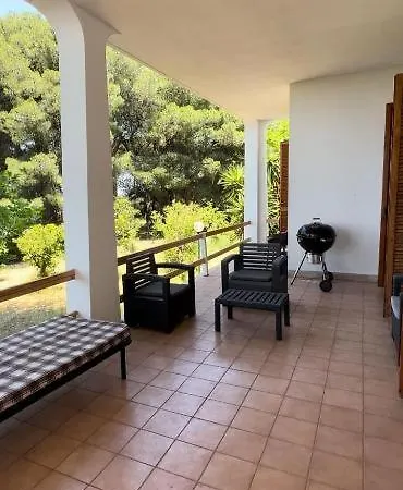 Lucia Villa *